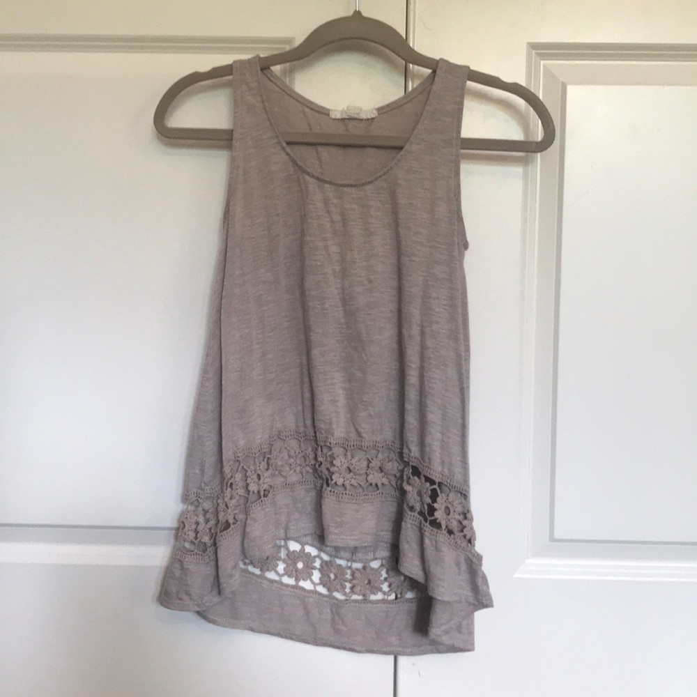Tank with lace designs